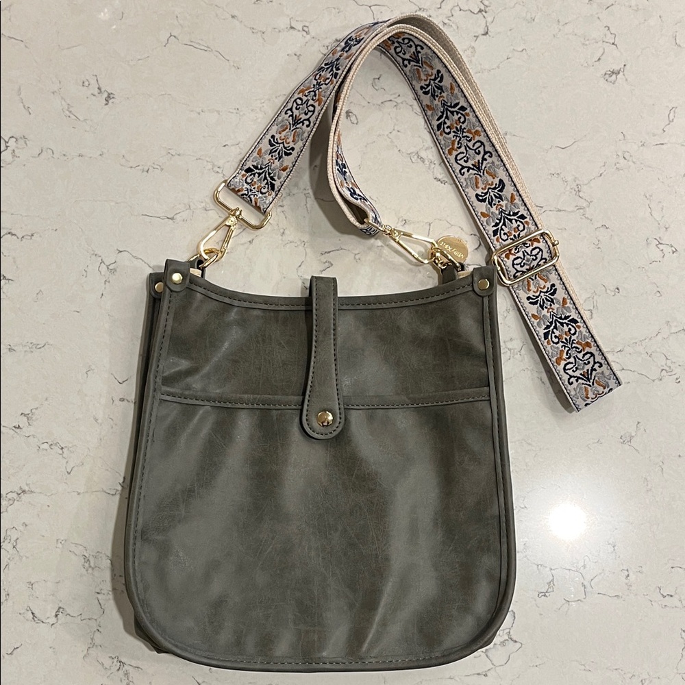 Elegant Milly Kate Gray Crossbody Bag with Patterned Strap